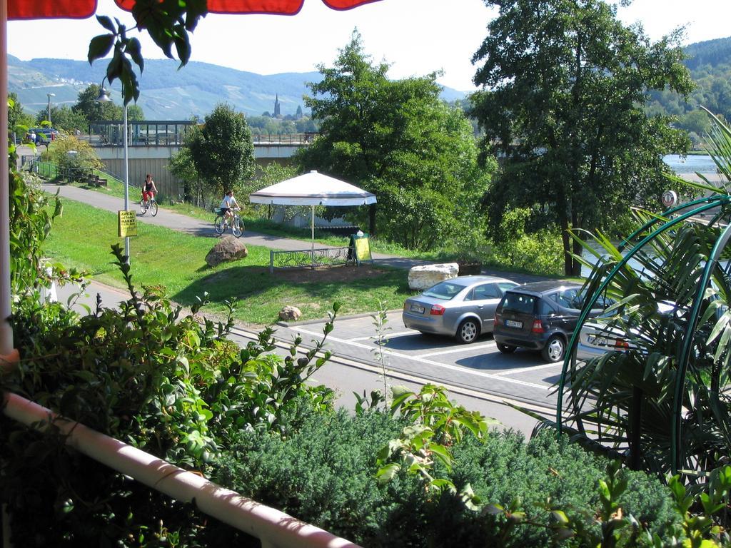 Hotel Winzerverein Zeltingen-Rachtig Exterior photo